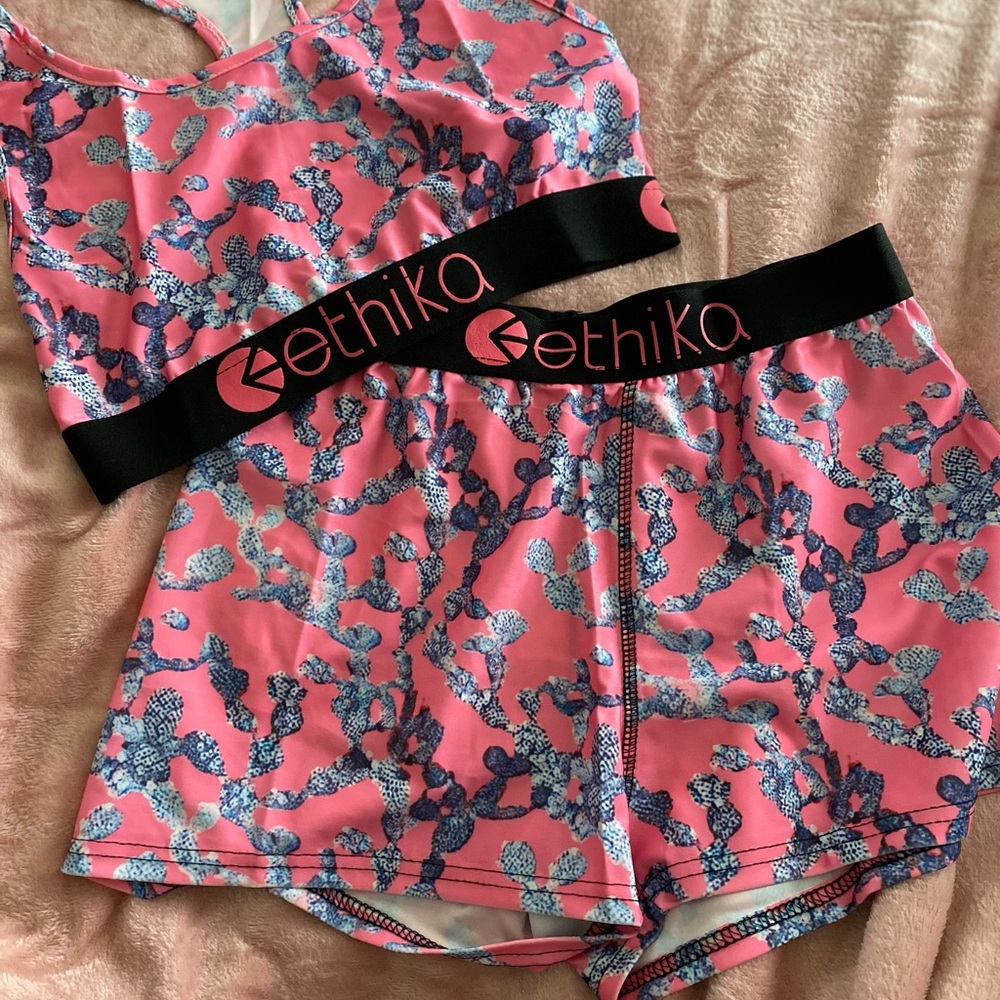 ETHIKA sets